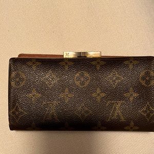 Authentic Louis Vuitton wallet very worn